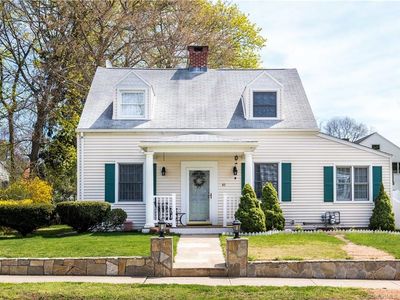 49 Trumbull St, West Haven, CT, 06516