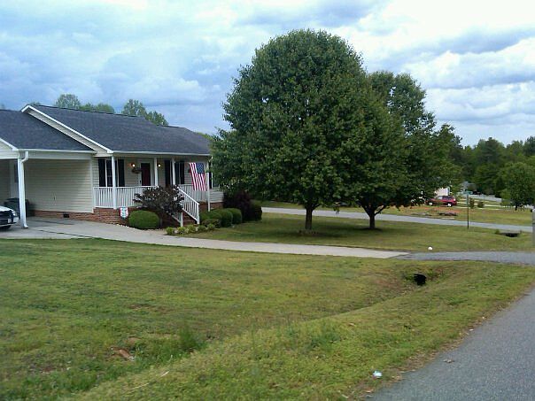 Full view of front lot from 
