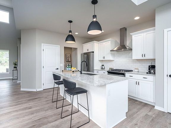 5th image of 4133 Enclave Way