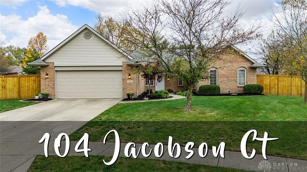 104 Jacobson Ct photo 1