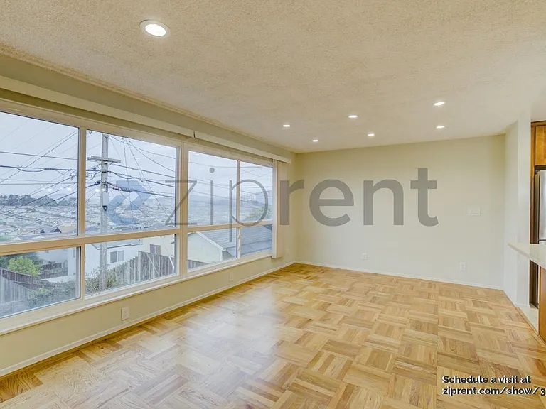 160 Belhaven Ave — Photo 3