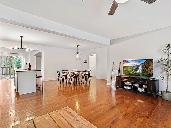 5th image of 3433 Flossmoor Rd