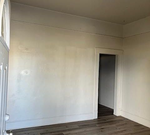 3rd image of 412 W Lockeford St APT 2