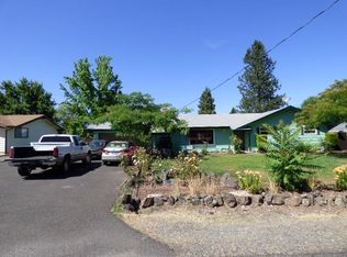 2064 Alamar St, Medford, OR 97501