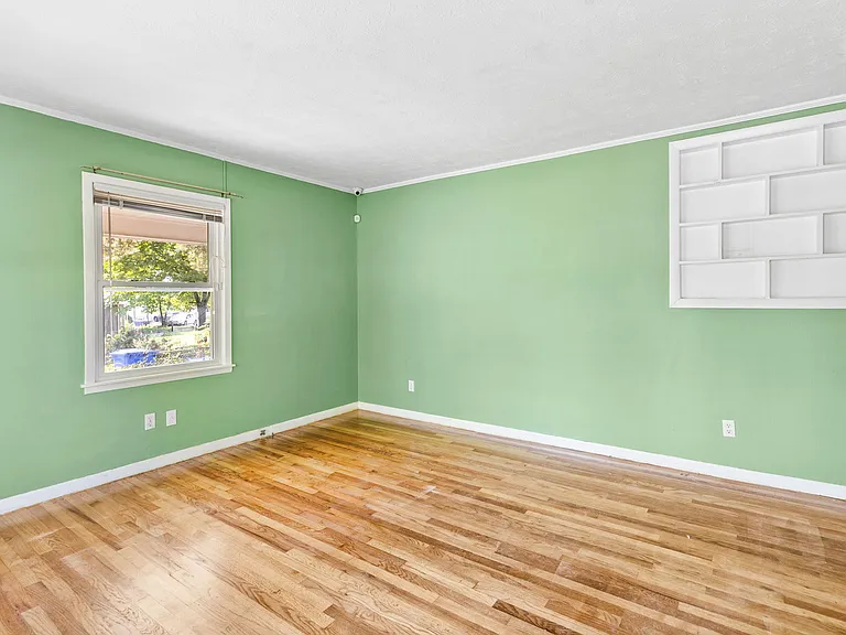 2815 Skycrest Dr — Photo 14
