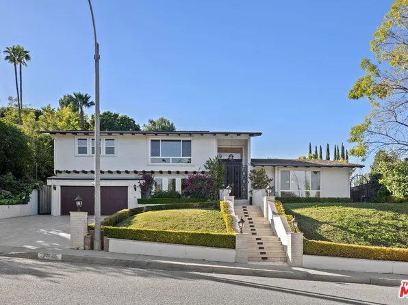 16541 Park Lane Cir, Los Angeles, CA 90049