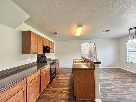 5th image of 6626 Clovis Ct