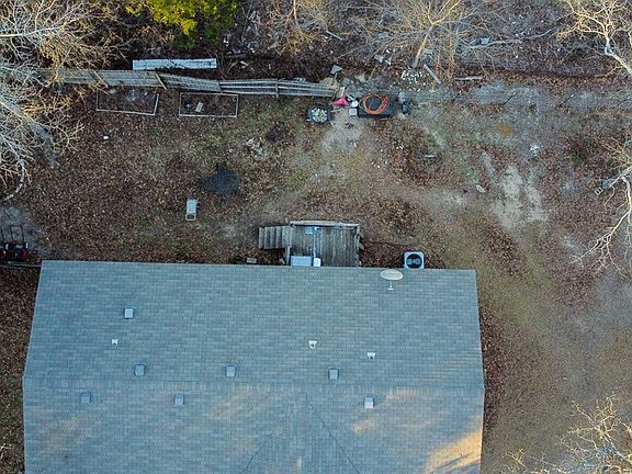 3rd image of 1447 Hickory Hills Dr