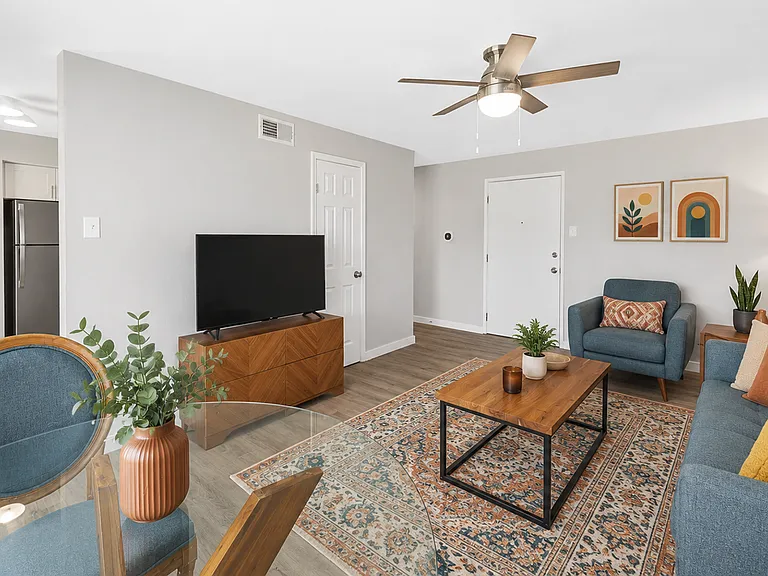 7201 Gravois — Photo 46