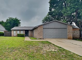 7512 Parkwood Ln, Fort Worth, TX 76133