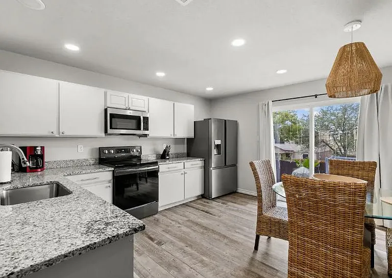 907 Grants Cyn — Photo 11