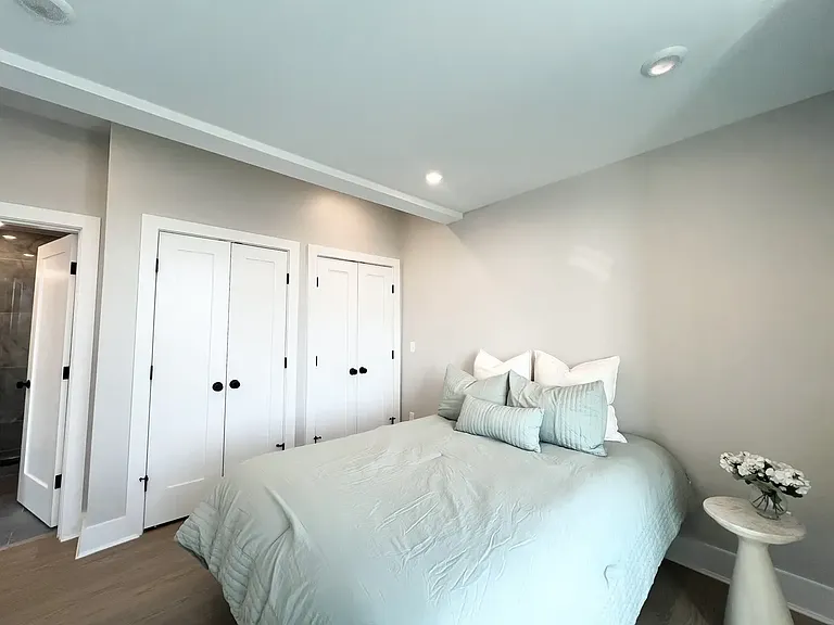 379 Washington St #8 — Photo 14