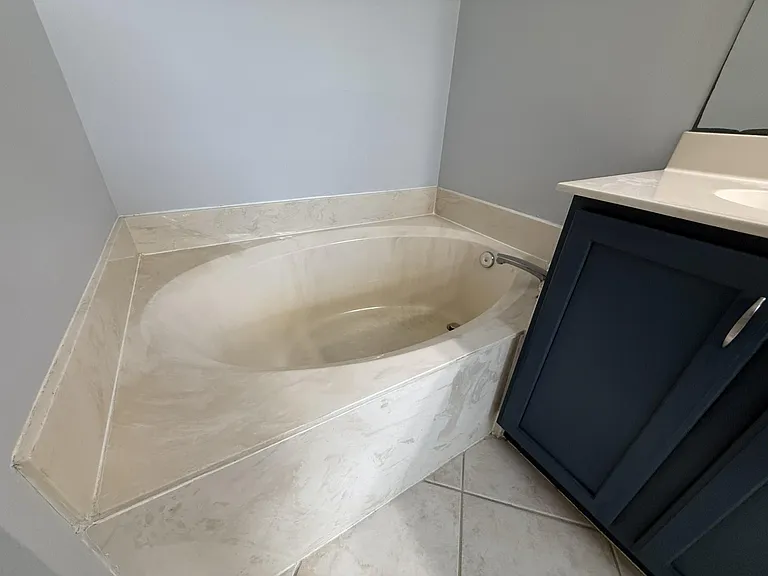 9084 Silver Glen Way — Photo 17