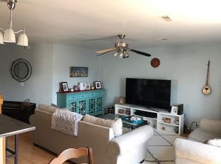 6655 W Hayes Ave #2, Chicago, IL 60631