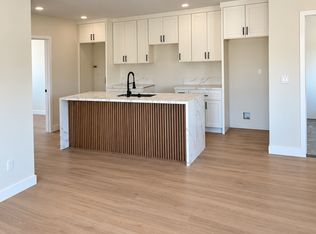 12418 Gain St #A, Pacoima, CA 91331