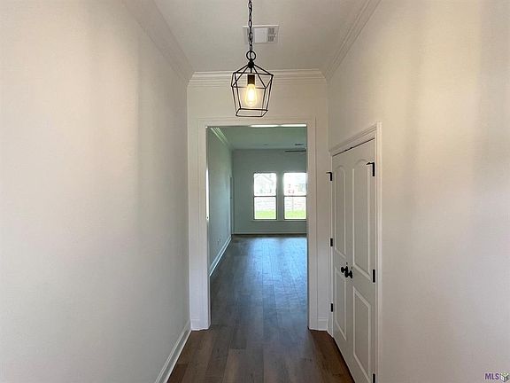3rd image of 310 Olivia Dr