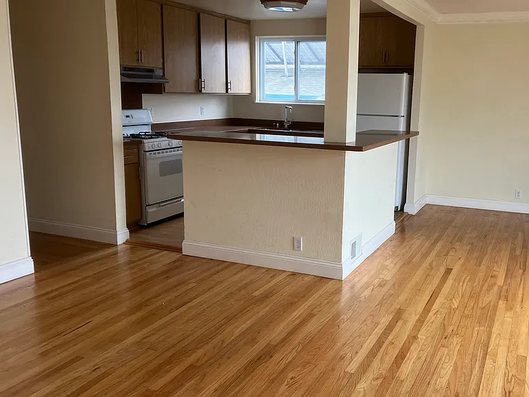 15 Montebello Dr — Photo 5