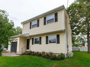 565 Rhode Island Ave, Brick, NJ 08724