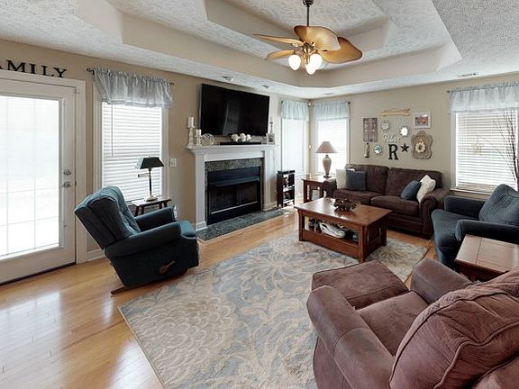 4th image of 1129 Lake Greenwood Dr