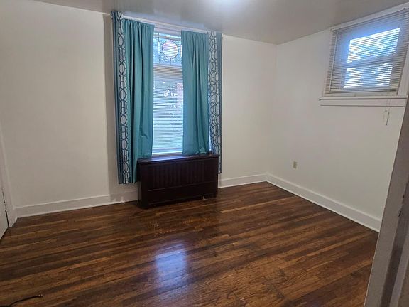 3rd image of 124 Hochberg Rd Floor 1