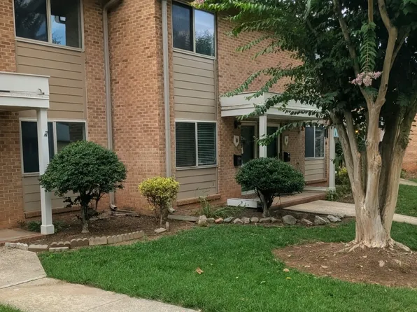 736 Mills St #A, Raleigh, NC 27608