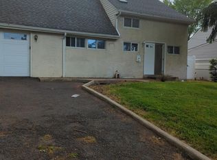 91 Ridge Rd, Rahway, NJ 07065