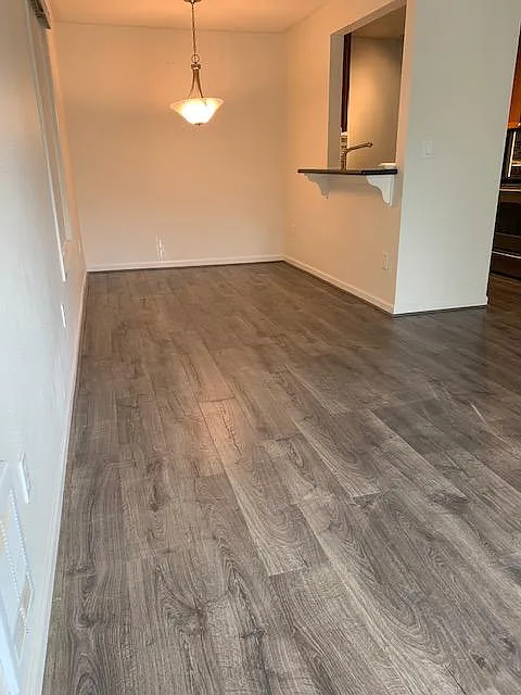 511 141st Ave SE — Photo 3