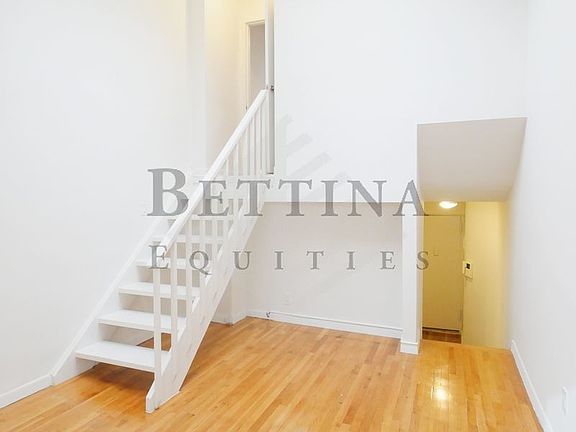 5th image of 104 E 31st St APT 6D