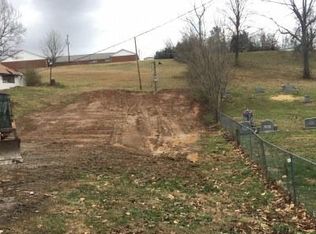 42 Wallace Ave, Burnside, KY 42519