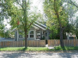 226 5th Ave E, Assiniboia, SK S0H1X0