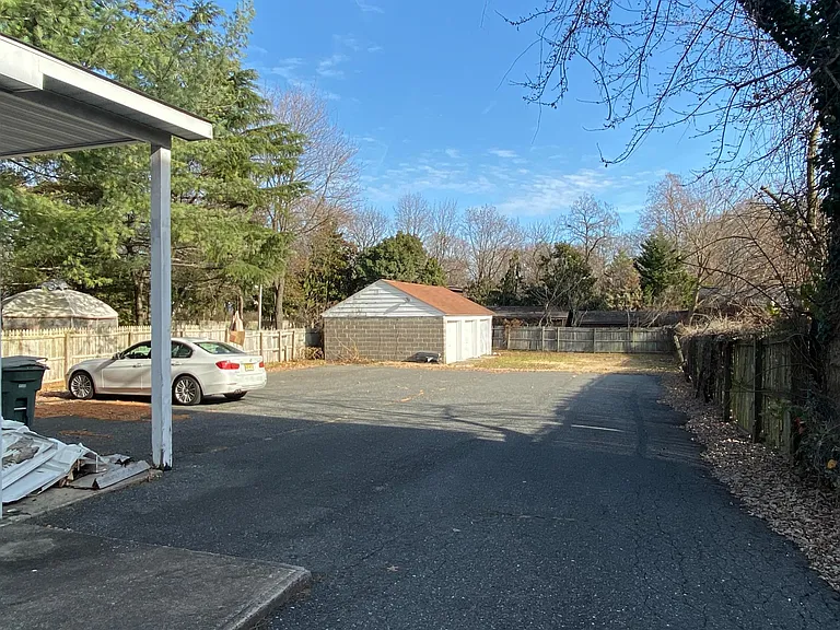 Private Parking Lot