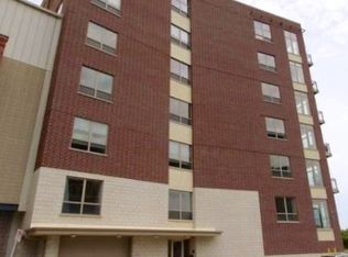 210 S Water St UNIT 520, Milwaukee, WI 53204
