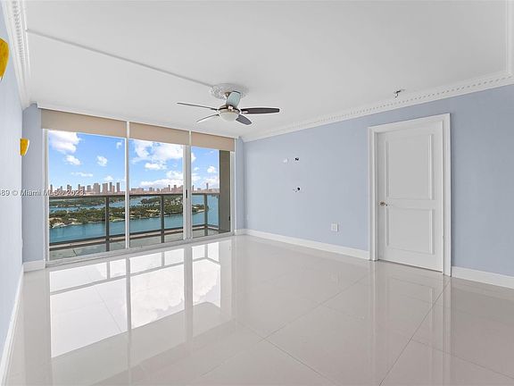 5th image of 650 West Ave APT 2909