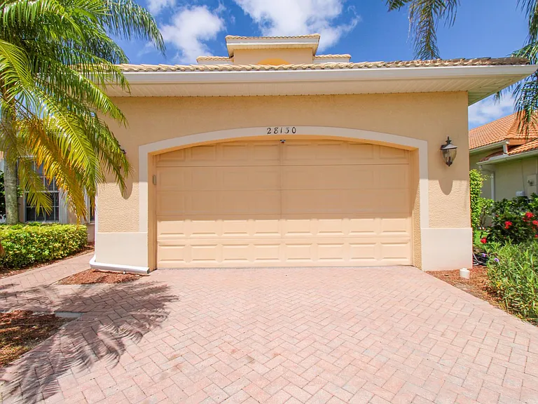 28130 L Burton Fletcher Ct — Photo 86