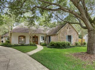 328 Autumn Oak Dr, Baton Rouge, LA 70810