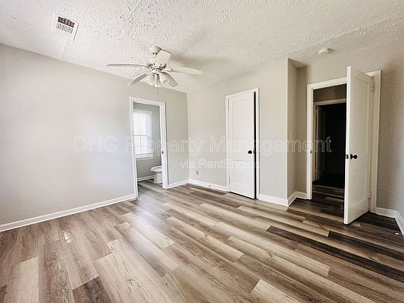 5th image of 1435 Lynford Dr SW