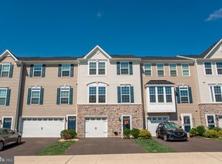 217 Laurel Ln, Perkasie, PA 18944