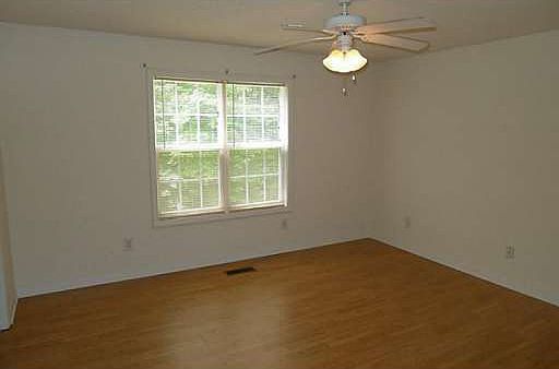 2nd image of 431 Hannah Dr