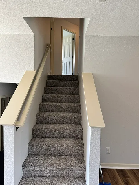 3 bed, 2.5 bath, 1493 sqft, $2,300 — Photo 2