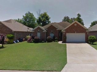 131 Limoges Ct, Maumelle, AR 72113