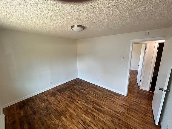 3rd image of 814 S 8th Ave APT B