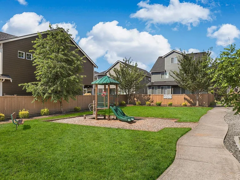 9948 Dotson St SE — Photo 34