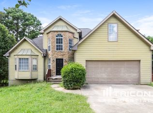 2979 Plantation Run Ct, Loganville, GA 30052