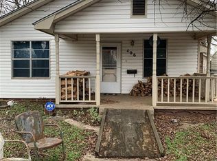 406 Central St, Wister, OK 74966