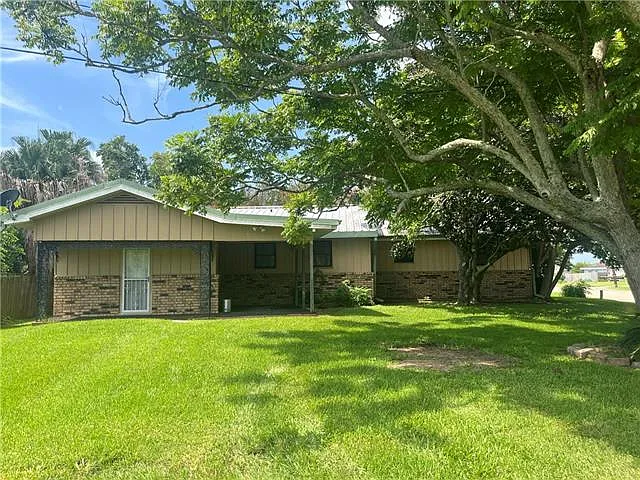 119 Planters Canal Rd