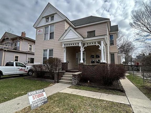 2nd image of 208 N Hamilton St #7