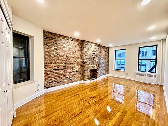 3rd image of 316 E 34th St APT 4A