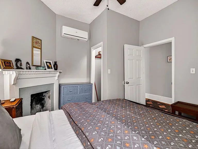 530 E Gordon Ln — Photo 23