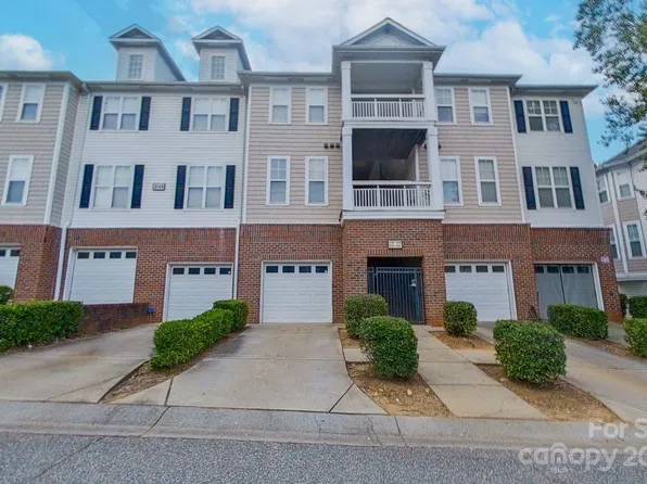3148 Walnut Park Dr, Charlotte, NC 28262
