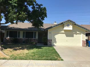 1633 Charlottesville Ln, Ceres, CA